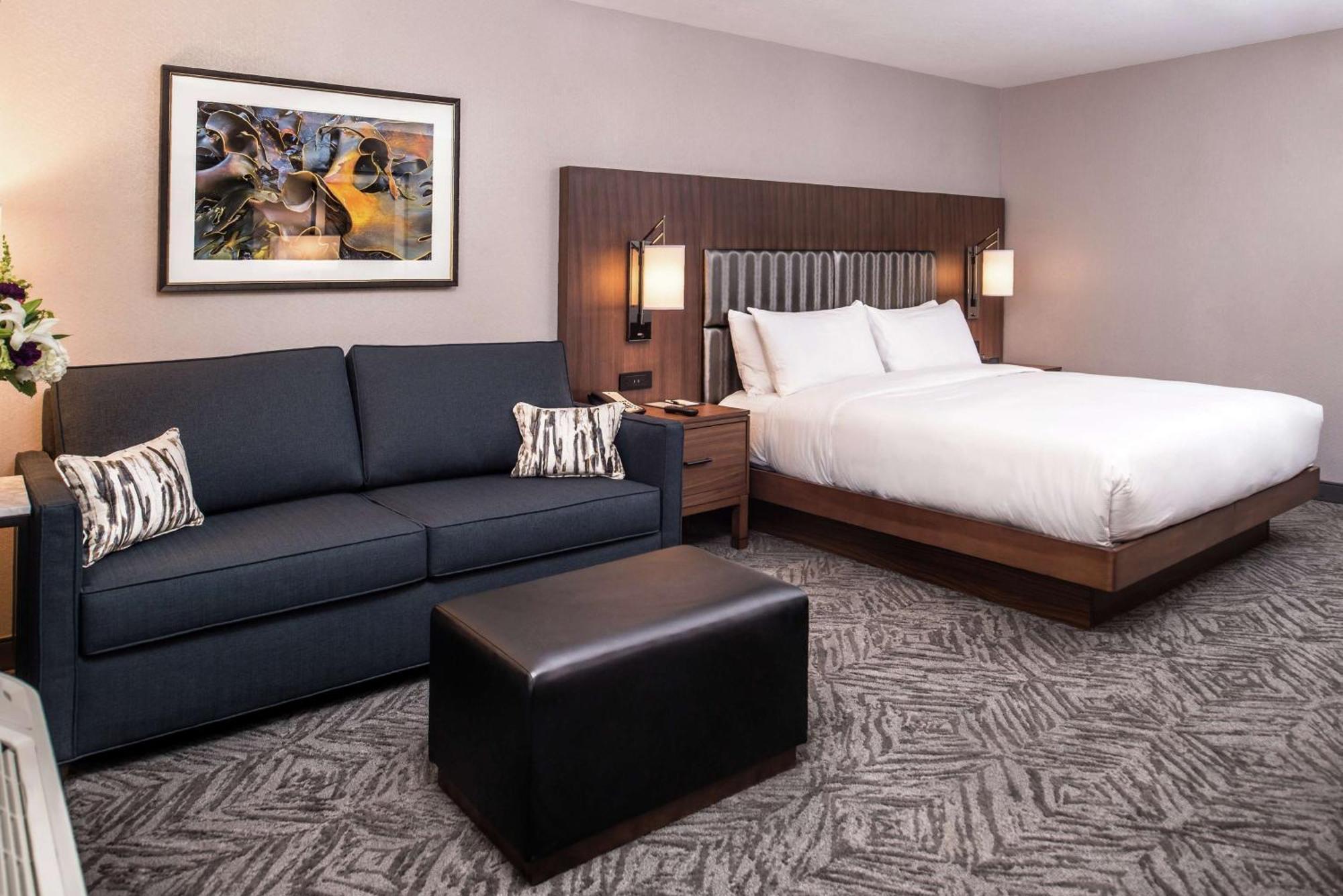 Hotel Doubletree By Hilton Lafayette East Exterior foto